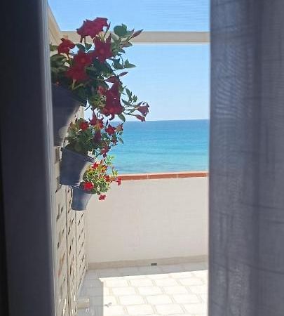 B&B Miramare San Pietro in Bevagna Exterior photo